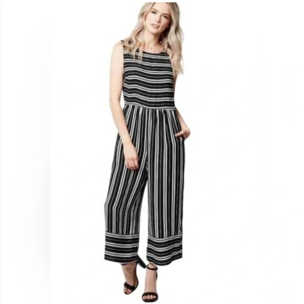 Everly Black & Cream Striped Jumpsuit Sleeveless Wide Leg Women's Small EJ3811